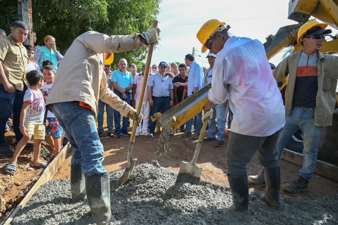 PAVIMENTACIÓN FRANCISCO JAVIER_ALCALDÍA DE VALLEDUPAR (3).jpeg