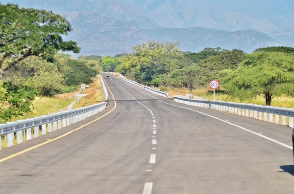 Min Transporte e Invías entregaron primera etapa de la Vía Pepe Castro